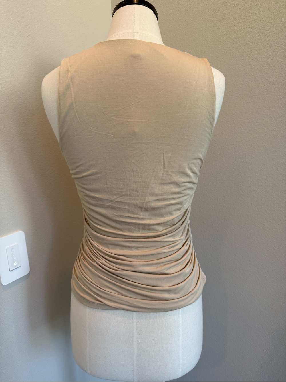 GUESS Beige Ruched Square-Neck Tank - Picture 4 of 6